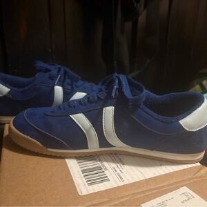 Classic Blue Casual Sneakers with White Accents